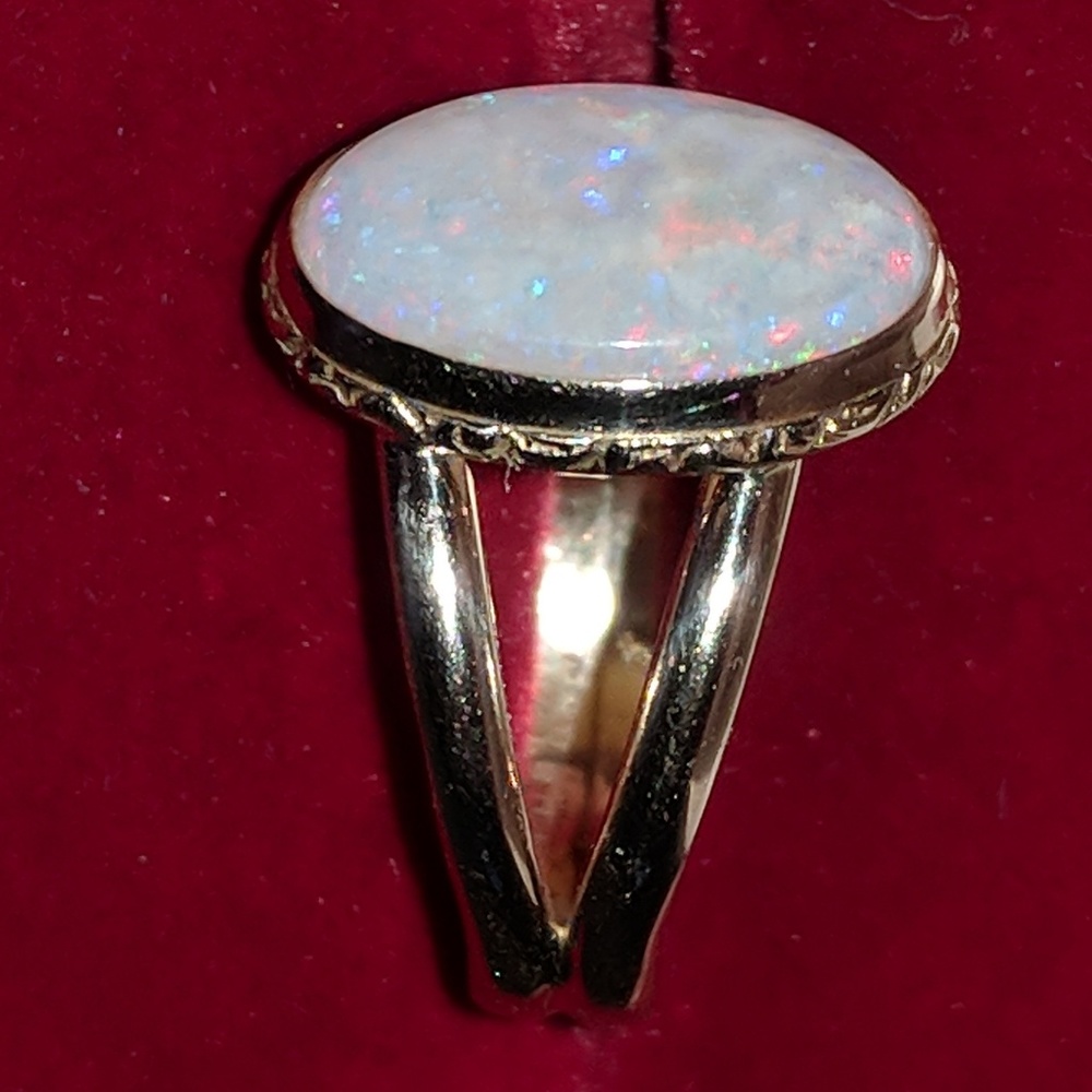 White Opal 14k